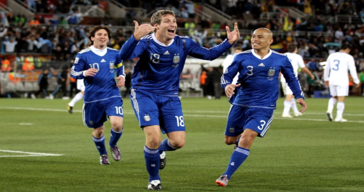 韦斯卡vs萨拉戈萨直播_韦斯卡vs萨拉戈萨直播免费看_高清韦斯卡vs萨拉戈萨直播赛事直播-24直播